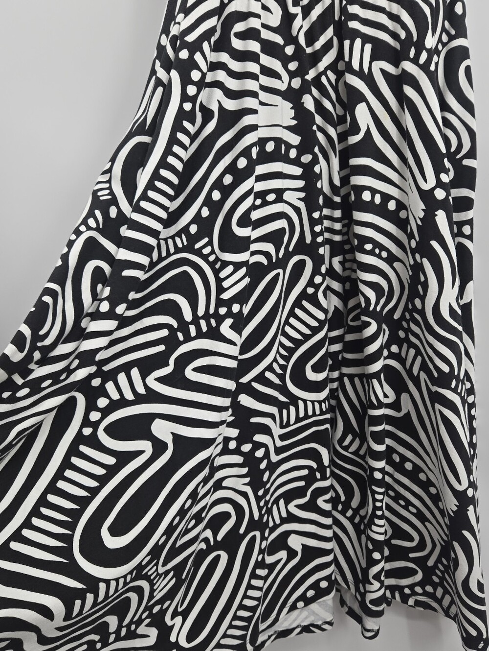 Nooworks Dress Black  White Sleeveless Ripple Print Midi Pockets - Picture 8 of 13